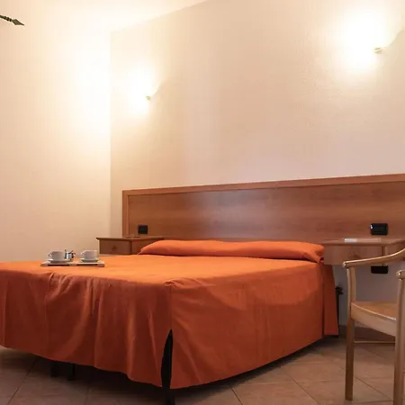 דירה Comfy Flat With Terrace And Pool