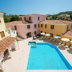 Comfy Flat With Terrace And Pool Apartment