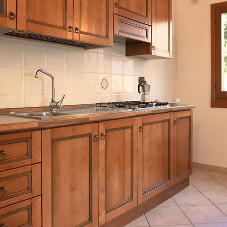 아파트 Comfy Flat With Terrace And Pool 칼라리베로토